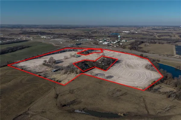 $799,000 | 6399 Oak Vw Lane, Higginsville, MO 64037
