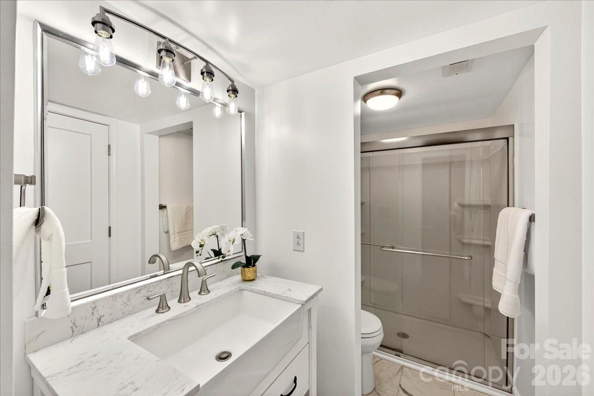 2229 Rexford Road, Unit C Charlotte, NC 28211 - Photo 23 of 36