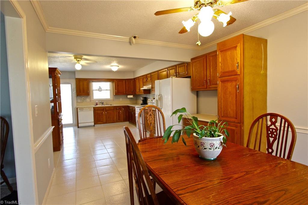 200 Epping Road Clemmons, NC 27012 - Photo 10 of 28 Gallery Image 10