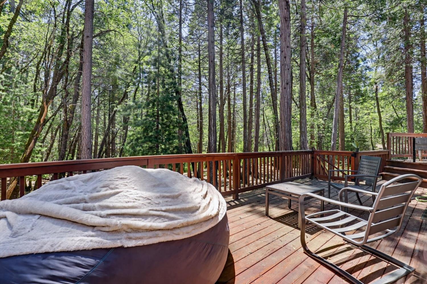 14517 North Bloomfield Road Nevada City, CA 95959 - Photo 69 of 78 a view of balcony with wooden floor and outdoor seating