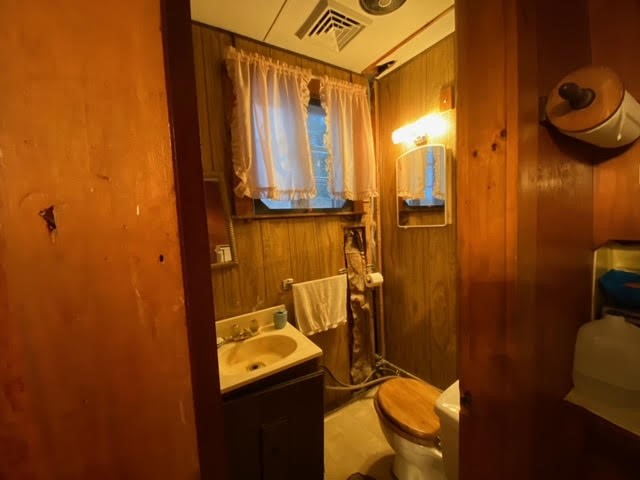 455 Shady Valley Road Coventry, RI 02816 - Photo 8 of 13