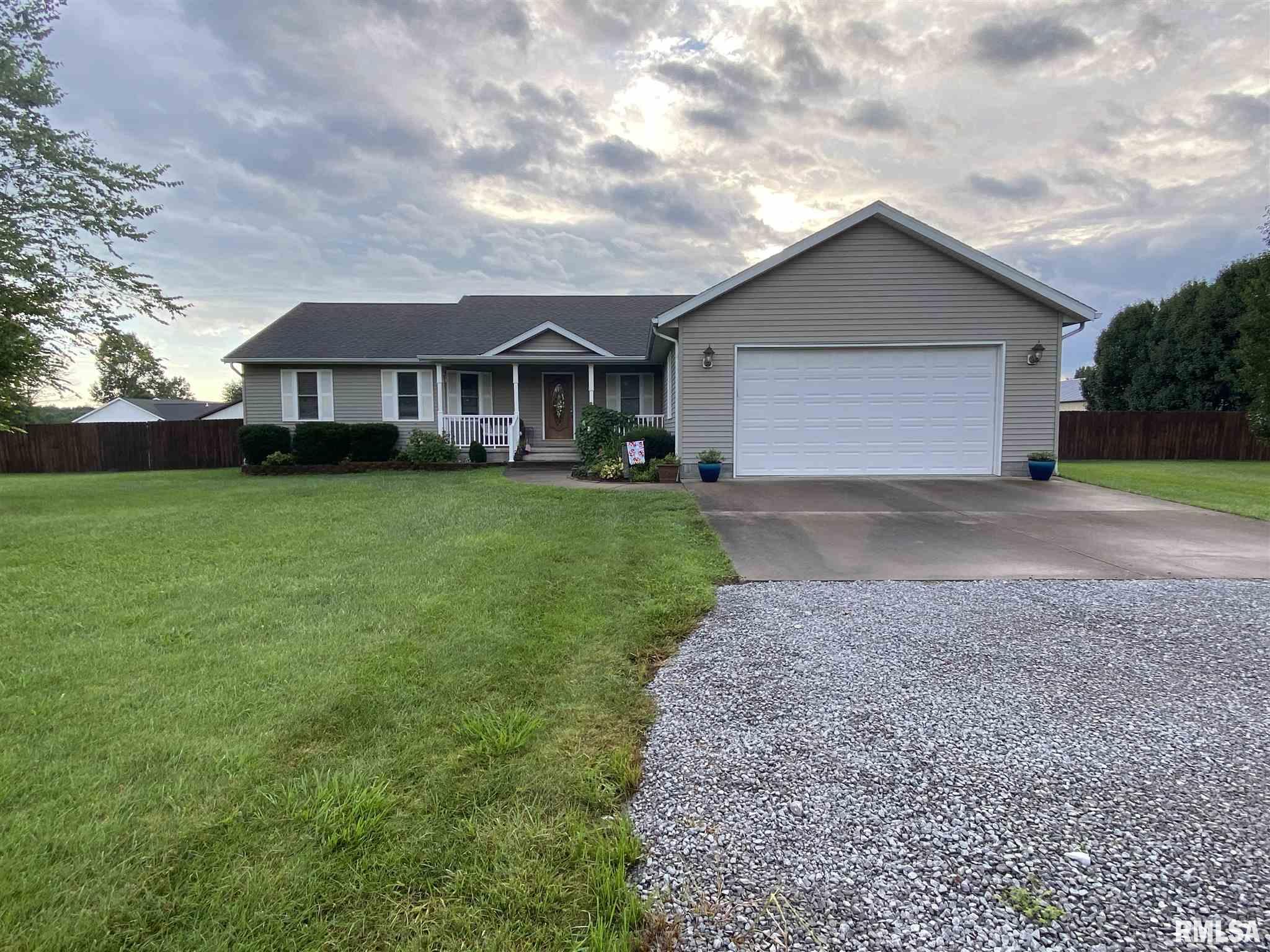 12085 Strawberry Road Carbondale, IL 62901 - Photo 1 of 9