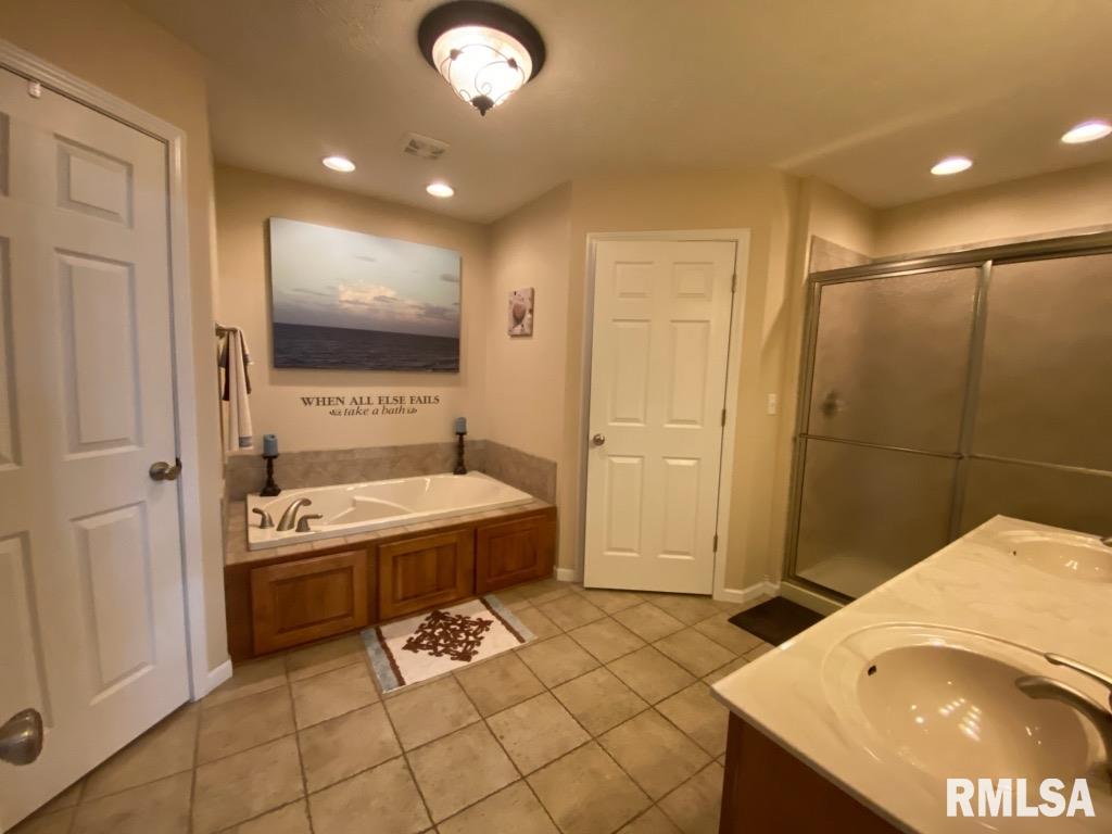 12085 Strawberry Road Carbondale, IL 62901 - Photo 8 of 9