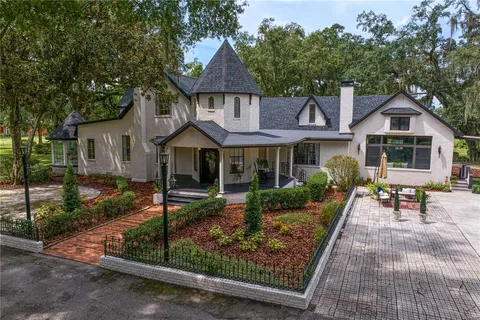 $1,099,000 | 2907 Fritzke Road, Dover, FL 33527