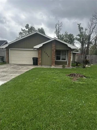 $199,900 | 4249 Holly Hill Court, Lake Charles, LA 70605