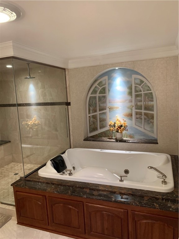 1 Christopher Drive Lincoln, RI 02865 - Photo 24 of 48 Primary Bathroom with Jacuzzi.