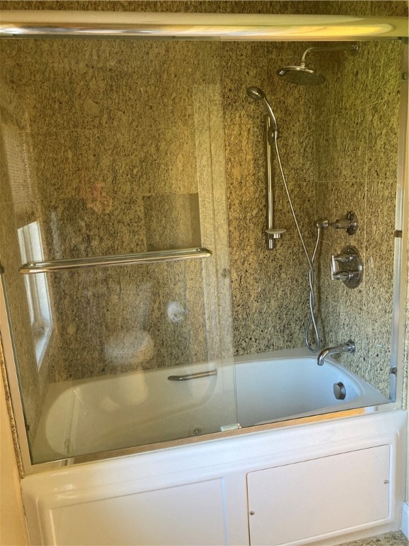 1 Christopher Drive Lincoln, RI 02865 - Photo 29 of 48 2nd Bathroom with jetted tub.