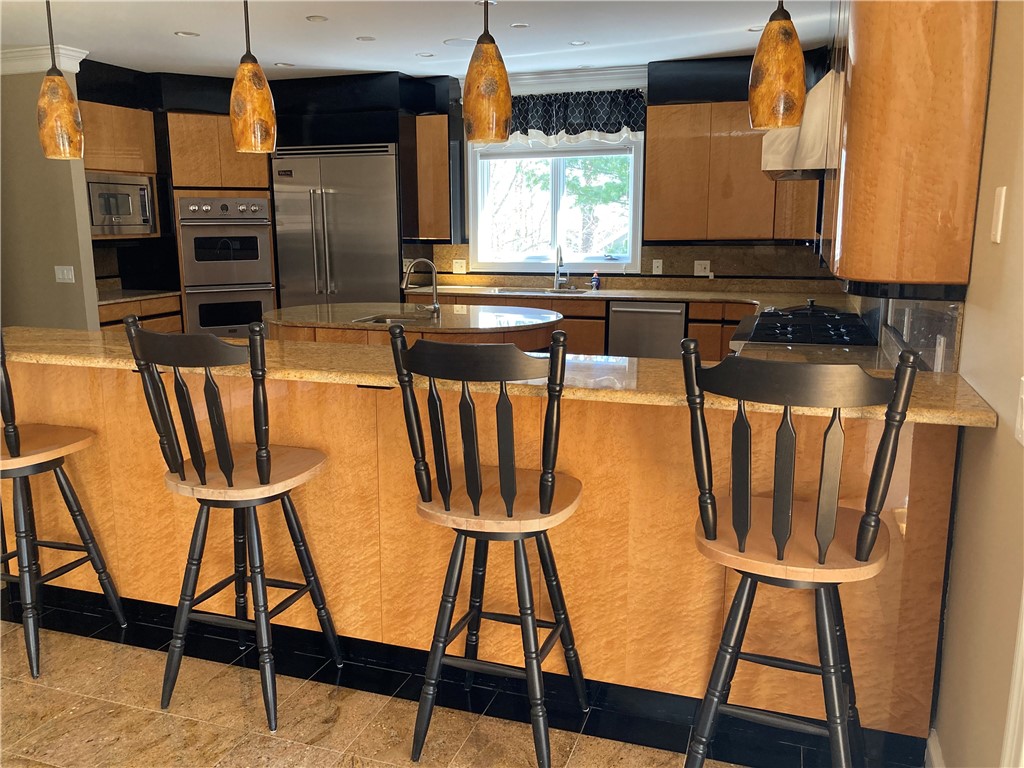 1 Christopher Drive Lincoln, RI 02865 - Photo 8 of 48 Double-height 12 feet peninsula.