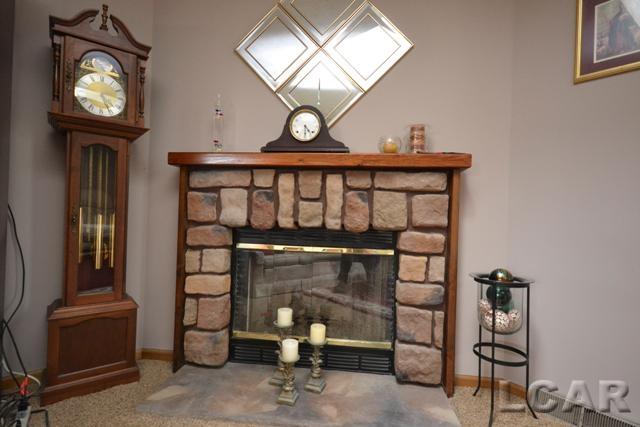 8900 East Monroe Road Britton, MI 49229 - Photo 6 of 29 31294168-5.JPG