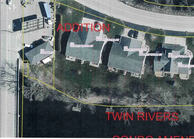 $319,900 | 114 East North Water Street, New London, WI 54961