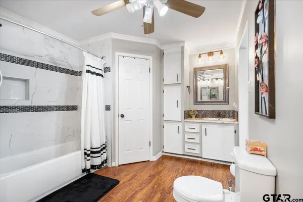 $445,000 | 10509 County Road 456, Henderson, TX 75654