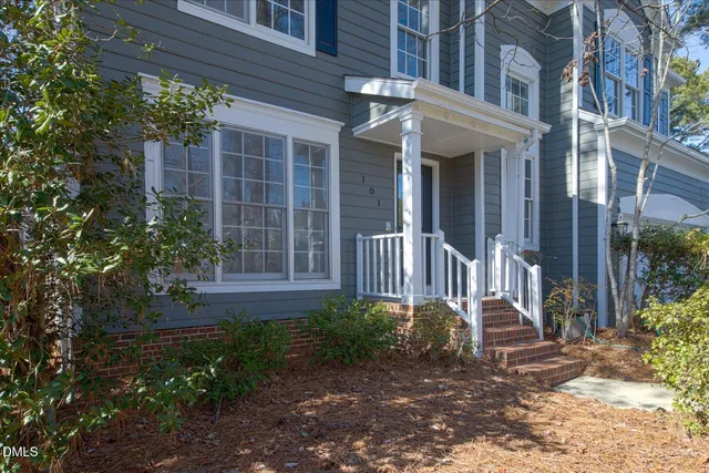 $575,000 | 101 Paladin Place, Cary, NC 27513