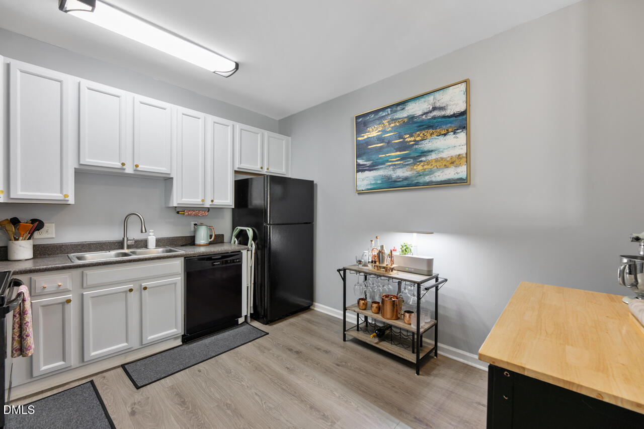 401 Scripps Lane, Unit 104 Raleigh, NC 27610 - Photo 9 of 25 Kitchen