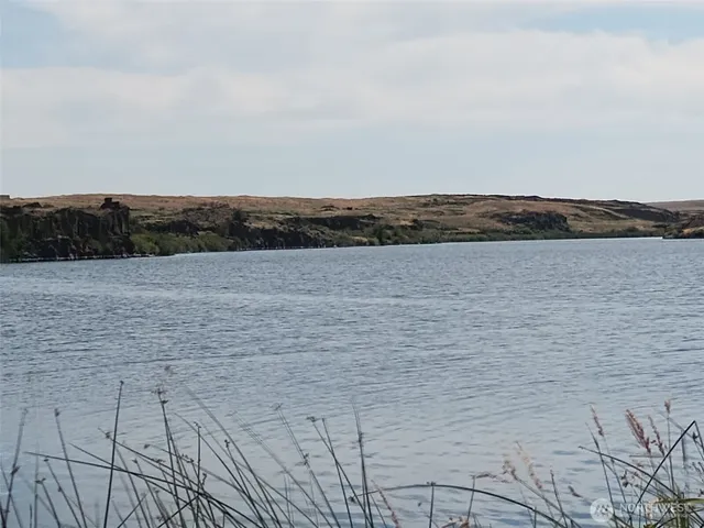 a view of outside space