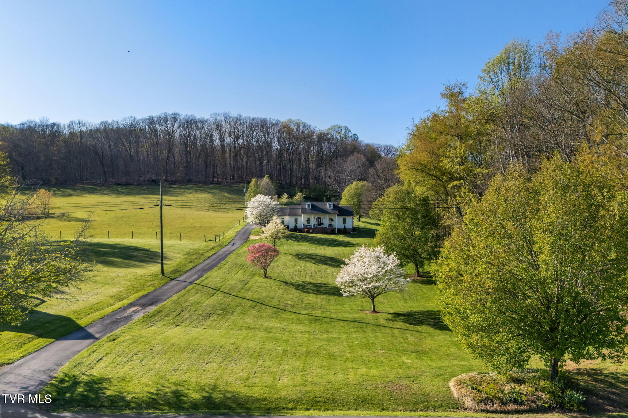31527 Old Saltworks Road Meadowview, VA 24361 - Photo 19 of 76 16-web-or-mls-31527-old-saltworks-rd