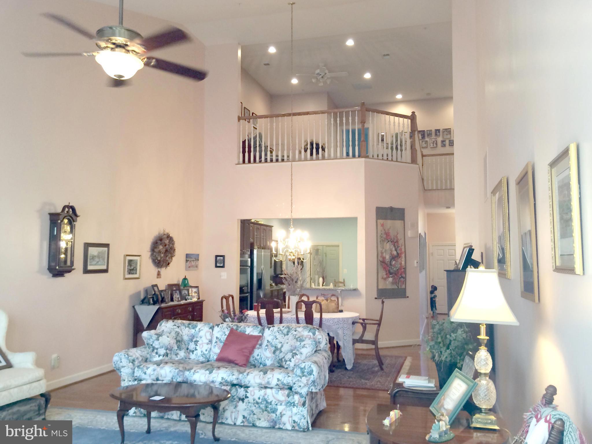 8317 Meadowsweet Road Baltimore, MD 21208 - Photo 3 of 30 Living Room