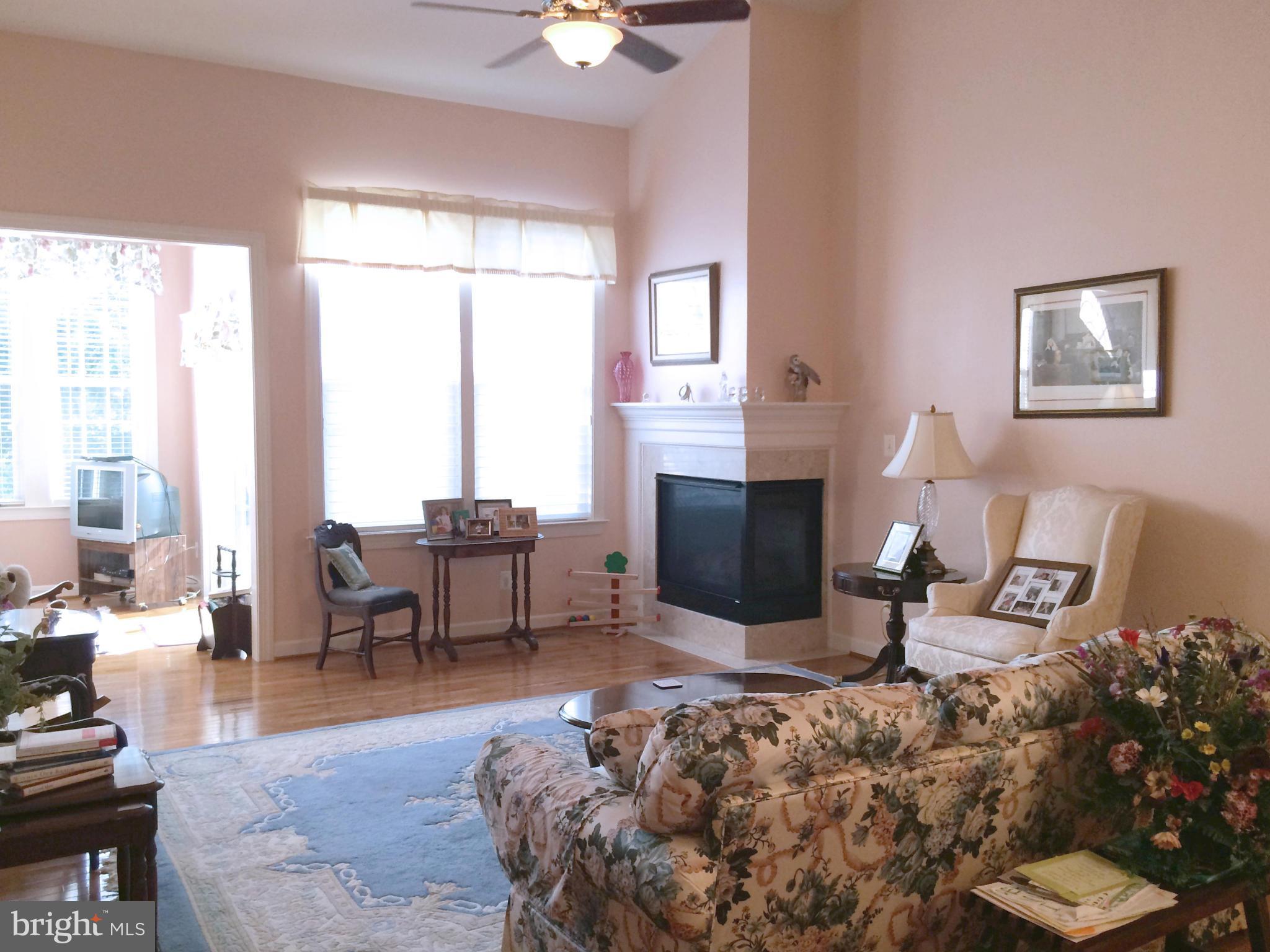 8317 Meadowsweet Road Baltimore, MD 21208 - Photo 9 of 30 Living Room
