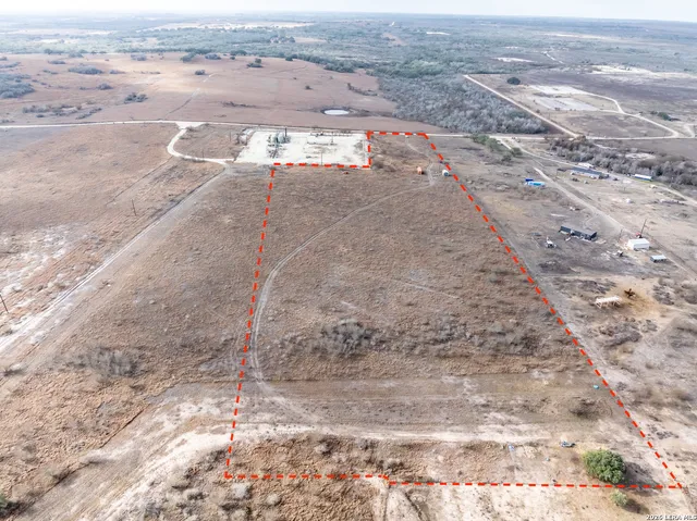 $130,000 | 304 Smiley Tx 78159, Smiley, TX 78159