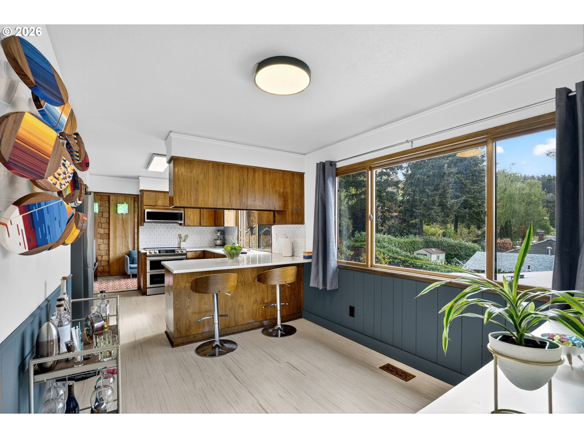 4308 Southwest Chesapeak Avenue Portland, OR 97239 - Photo 14 of 48