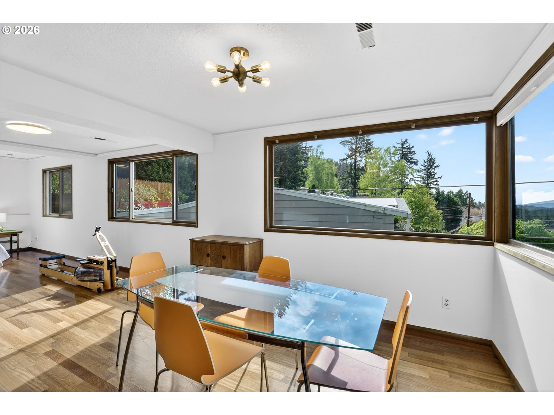 4308 Southwest Chesapeak Avenue Portland, OR 97239 - Photo 37 of 48