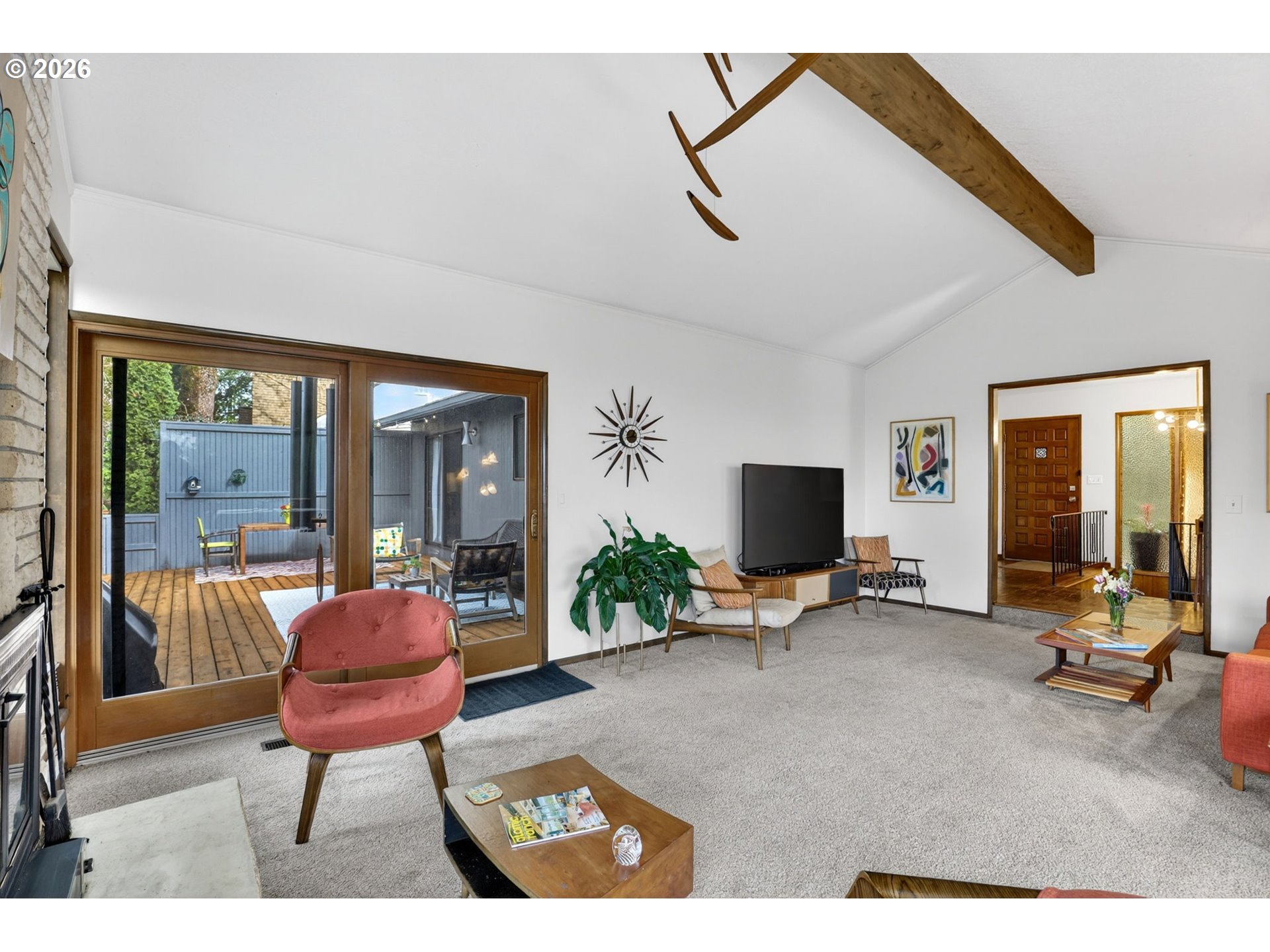 4308 Southwest Chesapeak Avenue Portland, OR 97239 - Photo 10 of 48