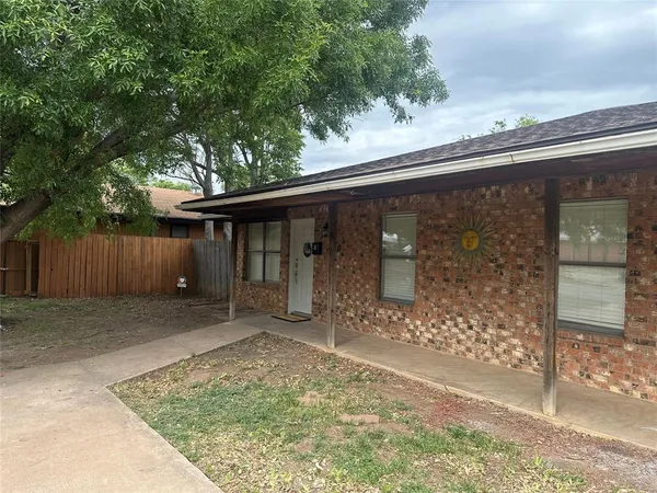 $3,500 | 1649 Palm Street, Abilene, TX 79602