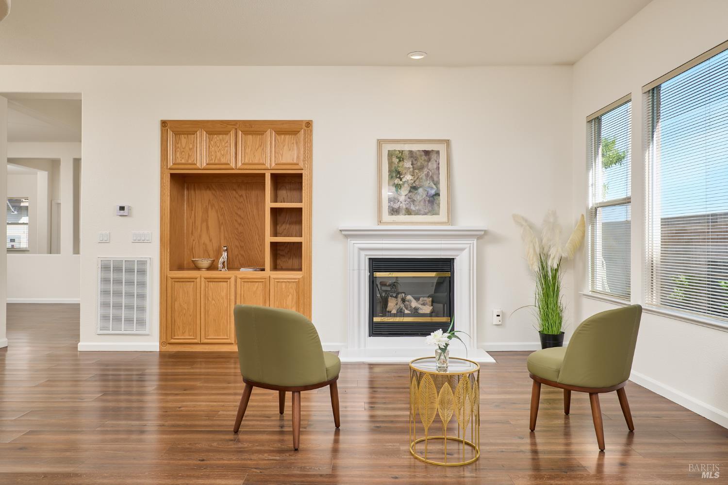 604 American Falls Drive Rio Vista, CA 94571 - Photo 12 of 39 a living room with furniture and a fireplace