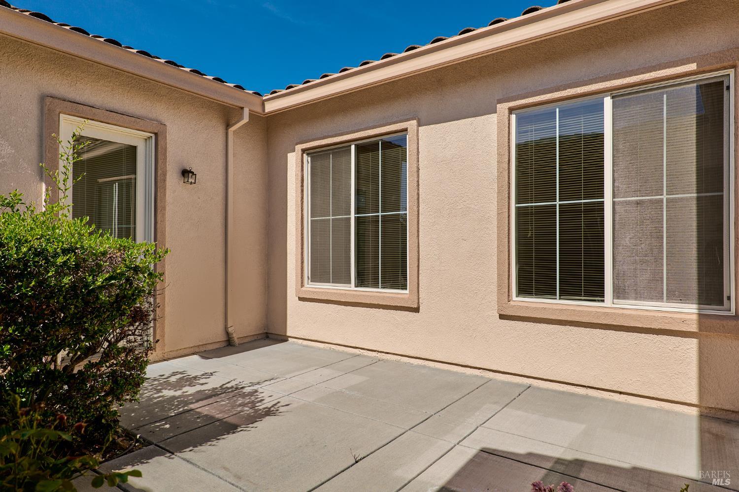 604 American Falls Drive Rio Vista, CA 94571 - Photo 4 of 39