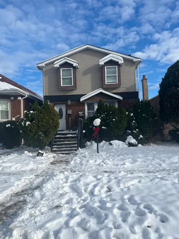 $200,000 | 9737 South Calumet Avenue, Chicago, IL 60628