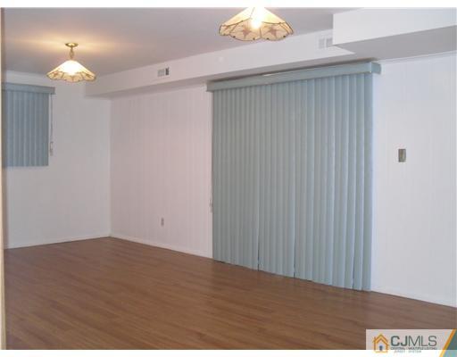 3 Rieder Road Edison, NJ 08817 - Photo 7 of 10 Gallery Image 7