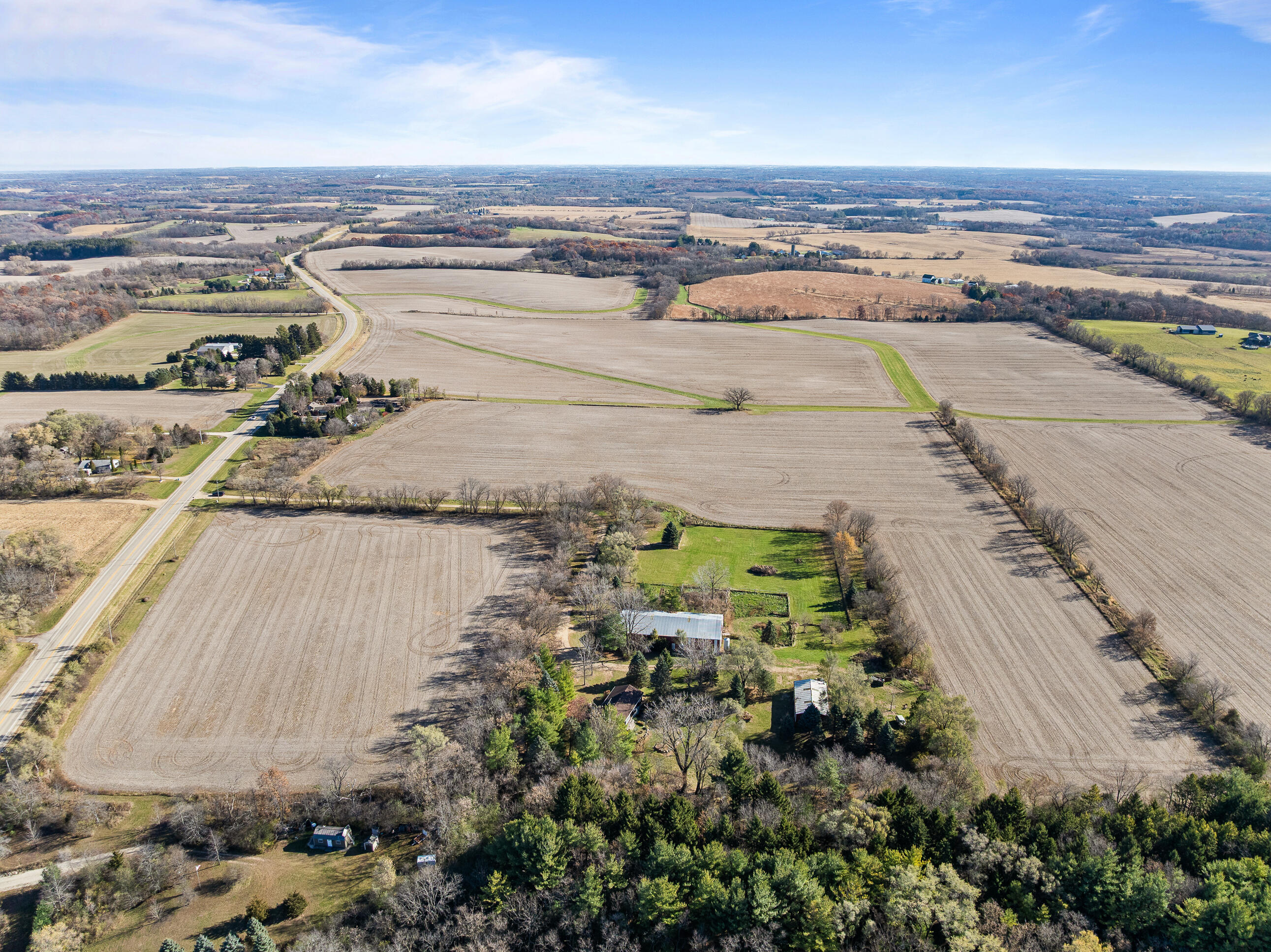 W1049 County Road D Spring Prairie, WI 53105 - Photo 4 of 76 W1049 County Rd D-6