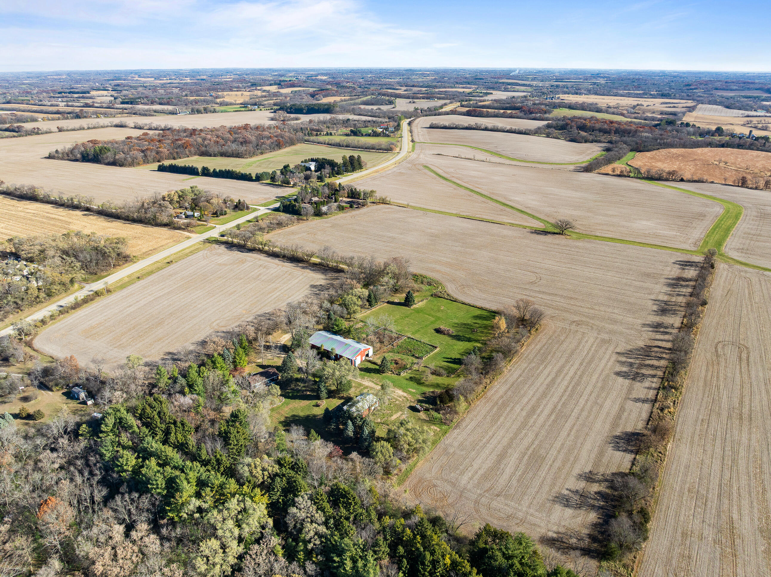 W1049 County Road D Spring Prairie, WI 53105 - Photo 5 of 76 W1049 County Rd D-8