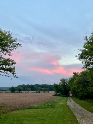 $1,250,000 | W1049 County Road D, Spring Prairie, WI 53105