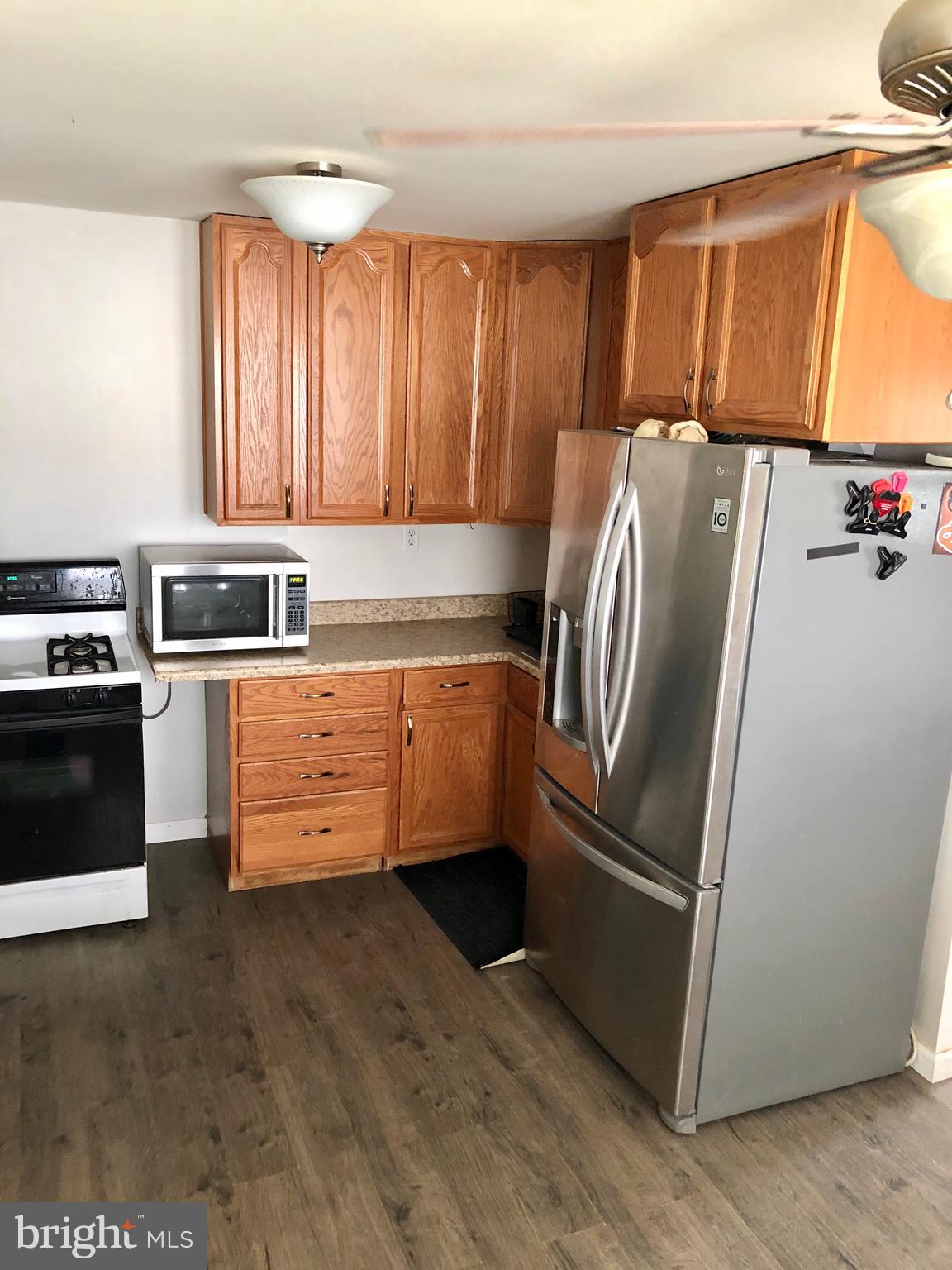 513 Dover Road Glen Burnie, MD 21060 - Photo 2 of 16