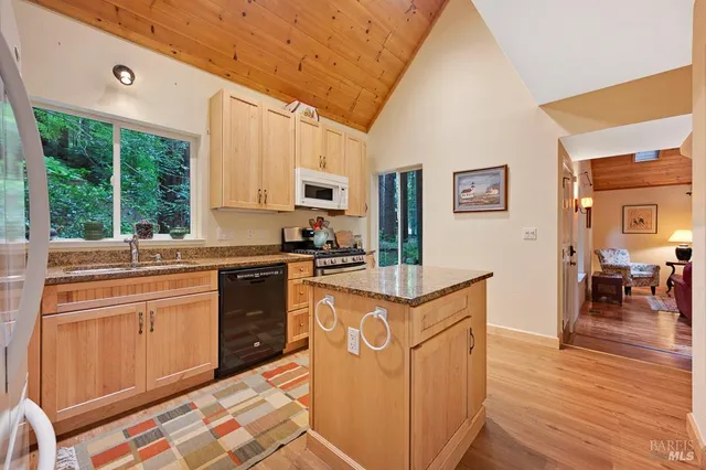 $649,000 | 2305 Cazadero Highway, Cazadero, CA 95421