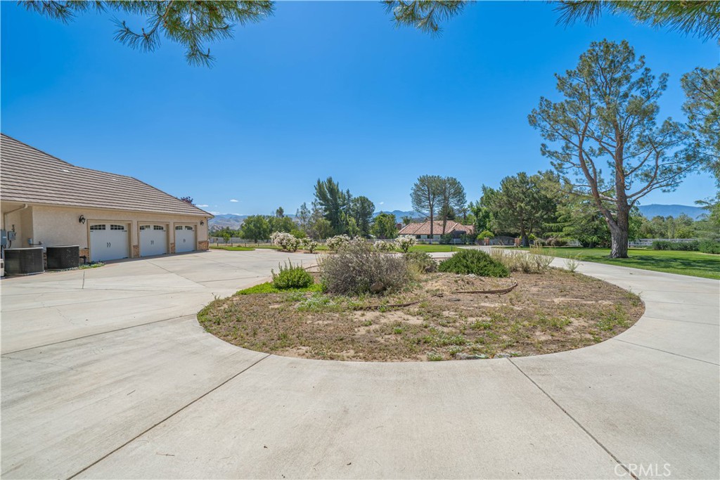 33202 Drill Road Agua Dulce, CA 91390 - Photo 10 of 71
