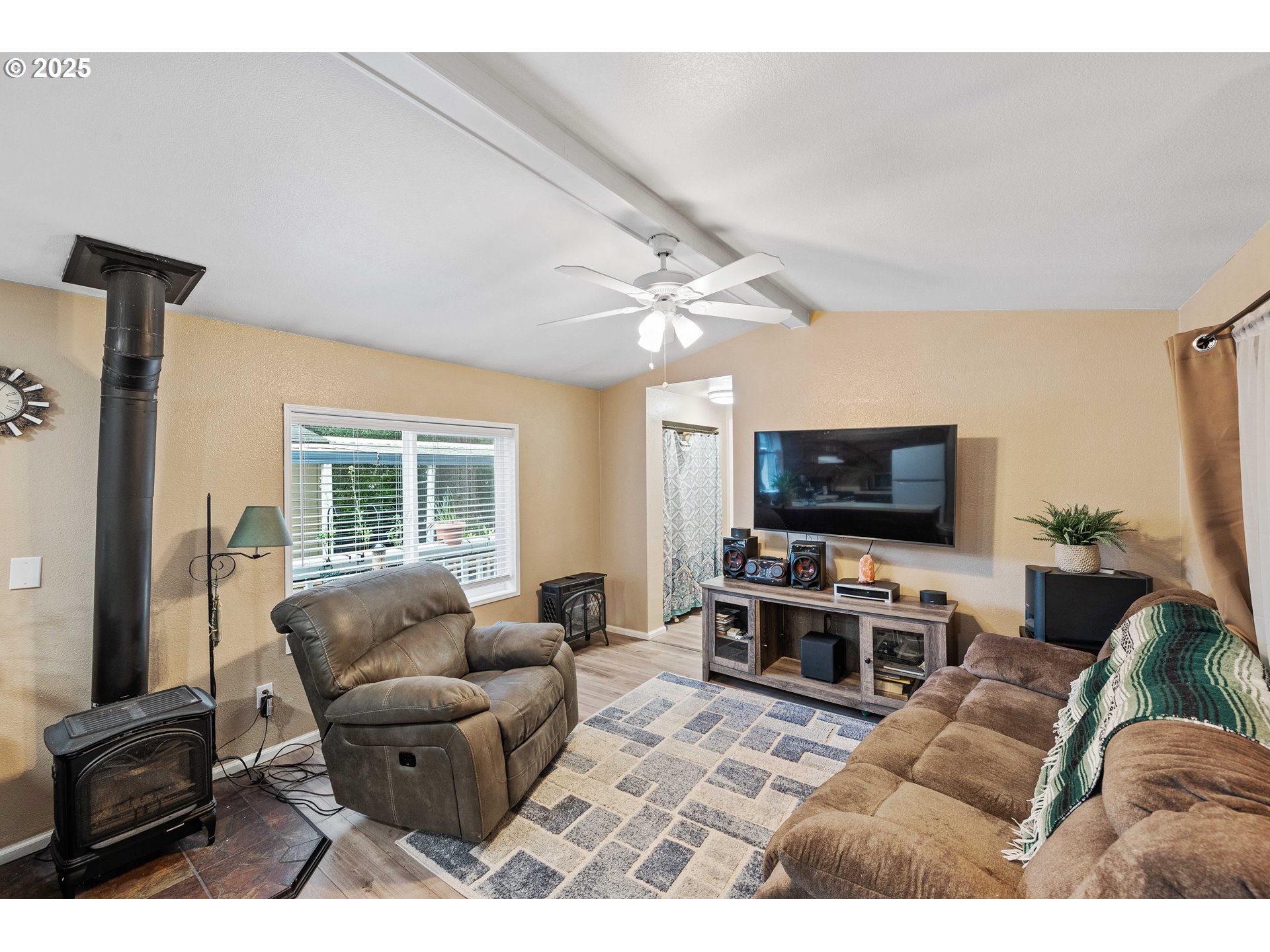 89510 Highway 101 Florence, OR 97439 - Photo 16 of 42