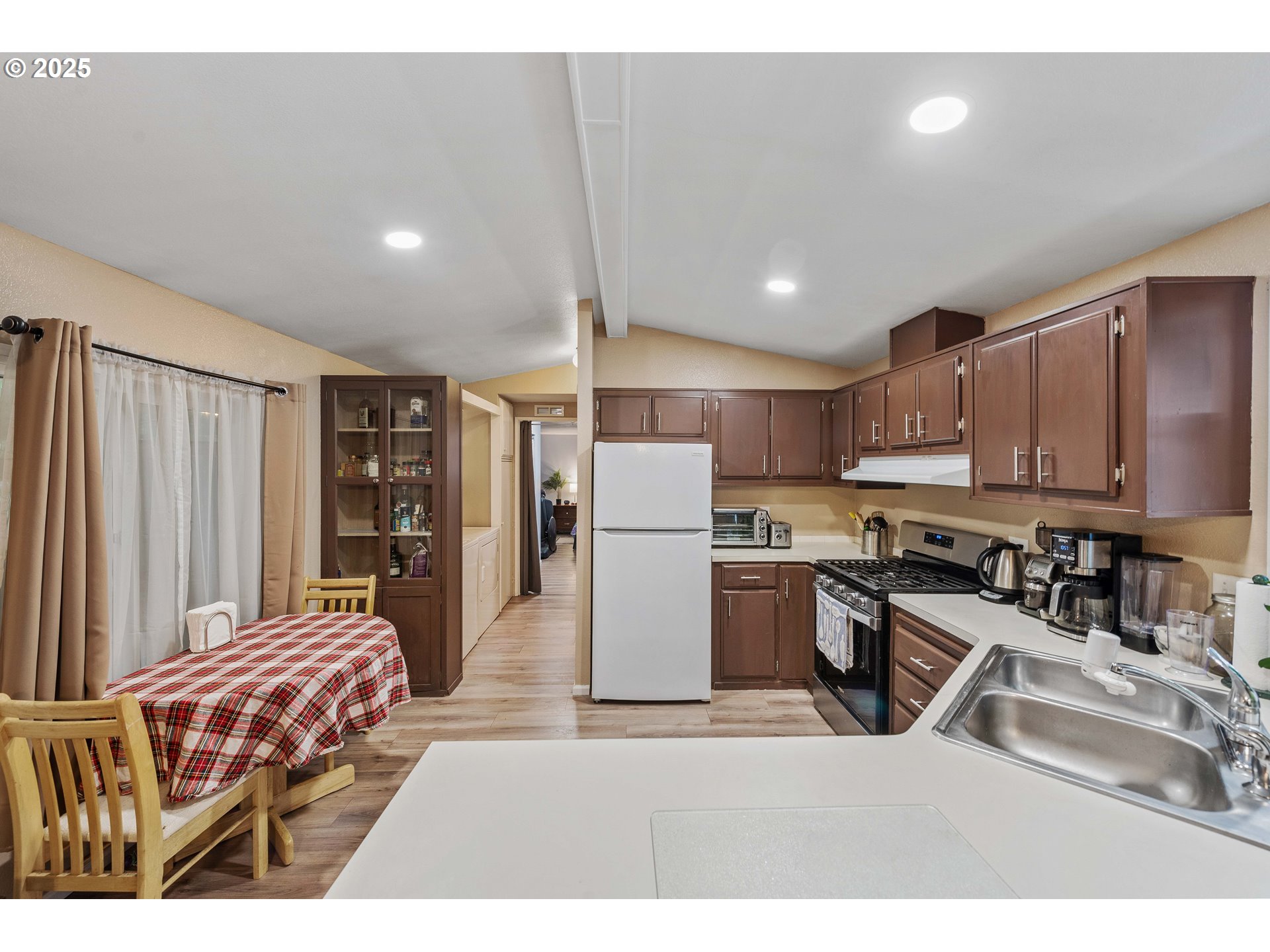 89510 Highway 101 Florence, OR 97439 - Photo 20 of 42