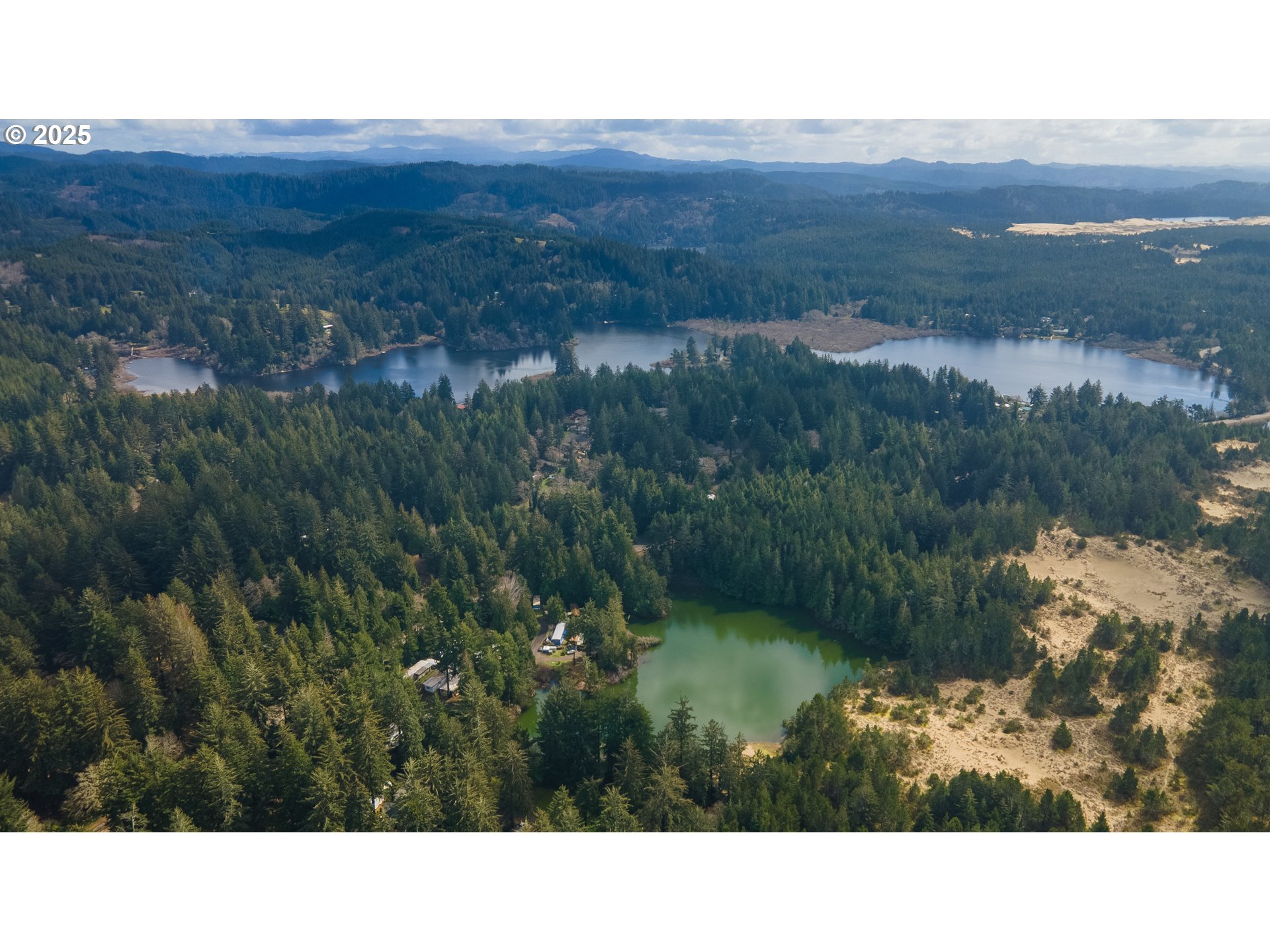 89510 Highway 101 Florence, OR 97439 - Photo 5 of 42