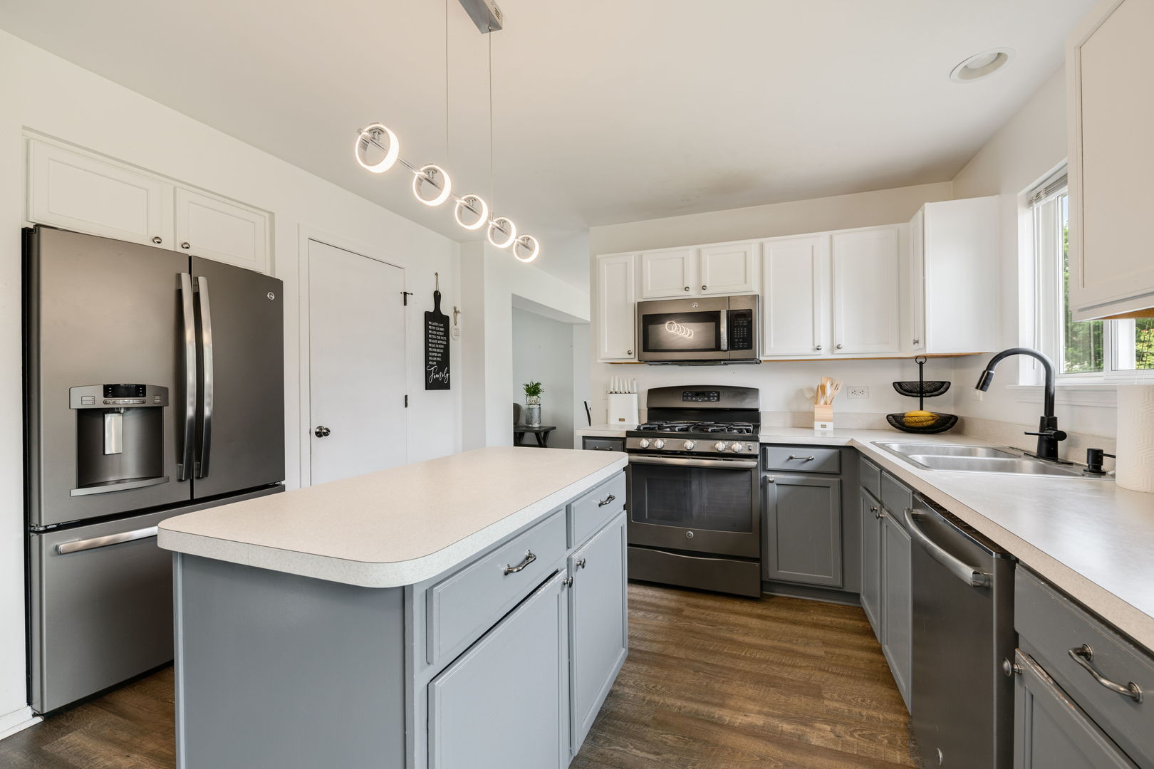 516 May Street Plano, IL 60545 - Photo 5 of 19