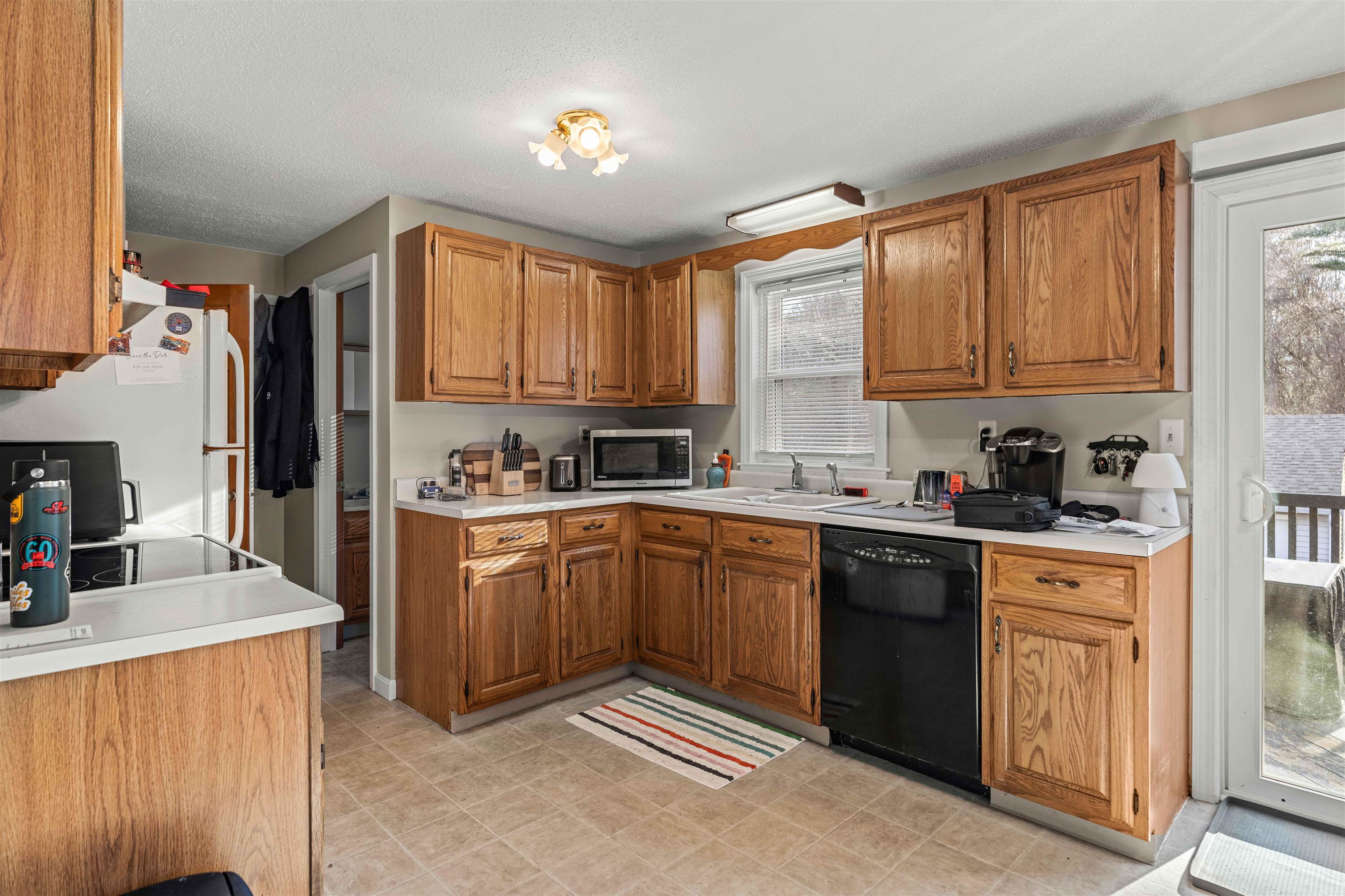 56 Kingston Road, Unit B Plaistow, NH 03865 - Photo 8 of 20