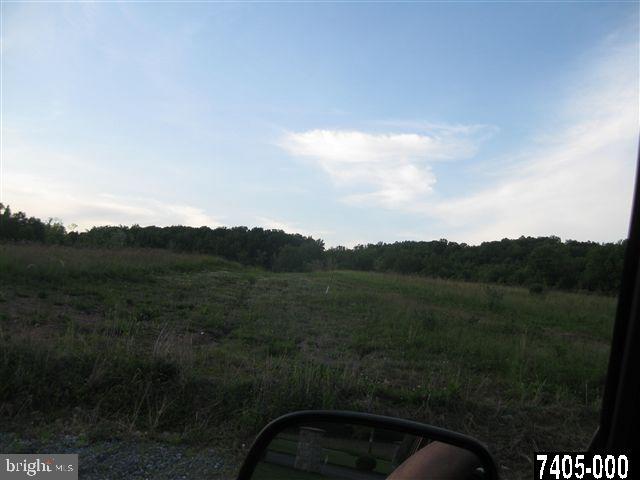 656 Old Quaker Road Lewisberry, PA 17339 - Photo 1 of 2 Gallery Image 1