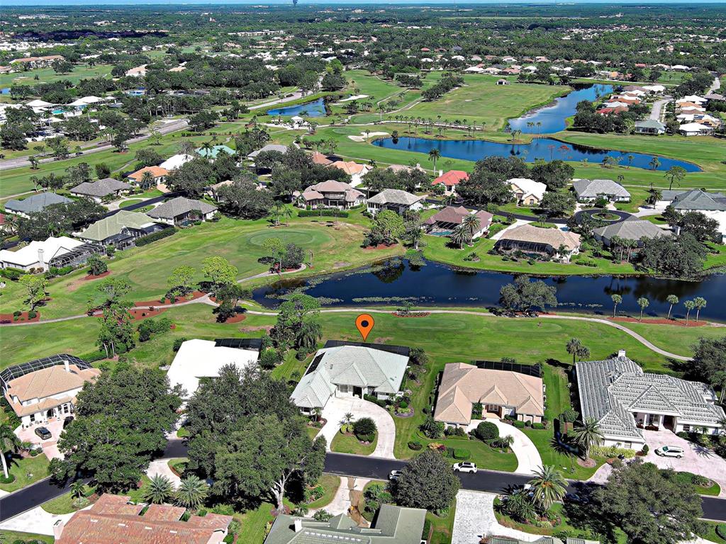 431 Tremingham Way Venice, FL 34293 - Photo 6 of 66 an aerial view of multiple house