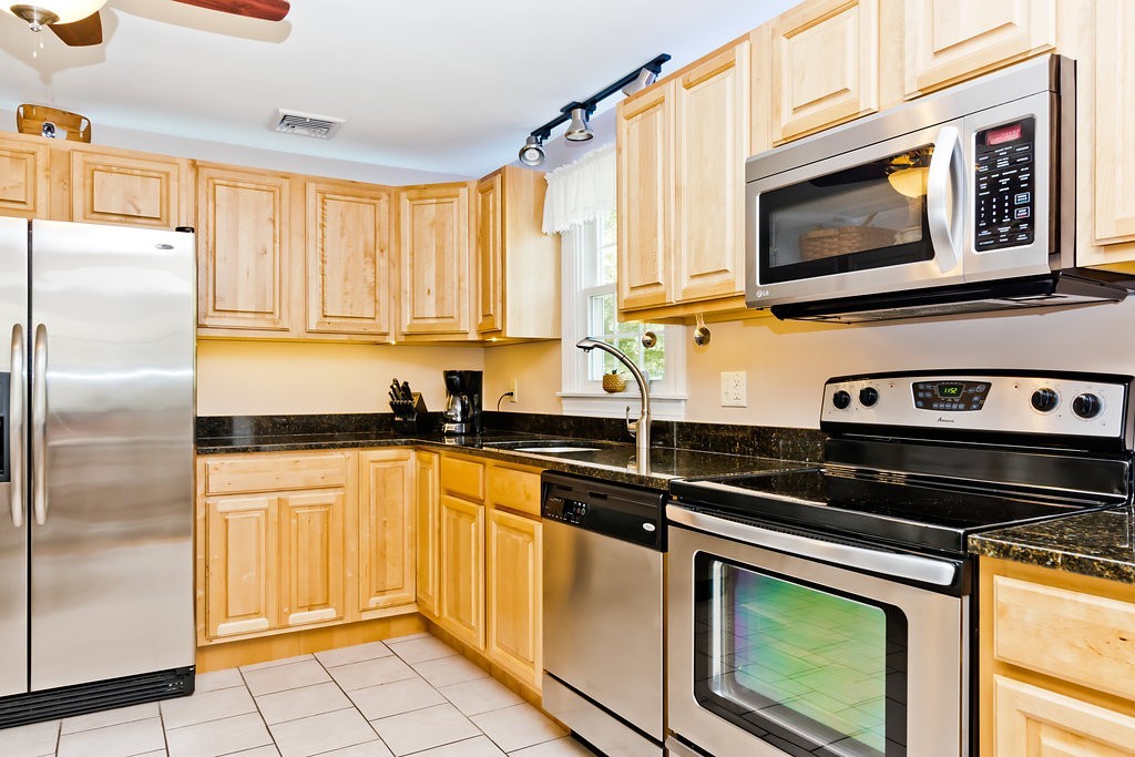 7 Pearl Brook Road Townsend, MA 01474 - Photo 2 of 30