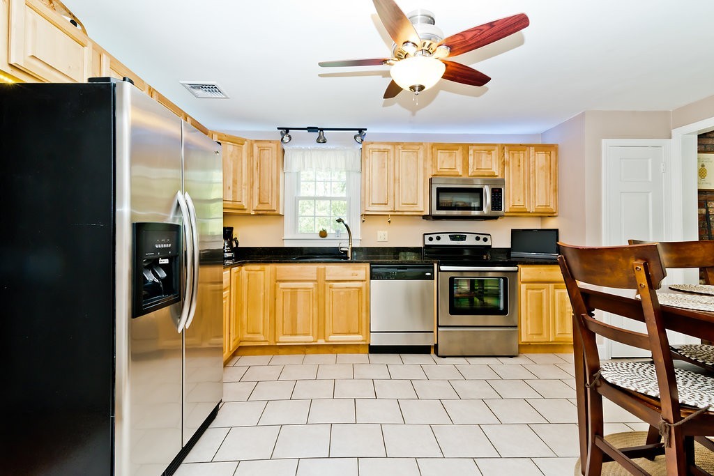 7 Pearl Brook Road Townsend, MA 01474 - Photo 3 of 30