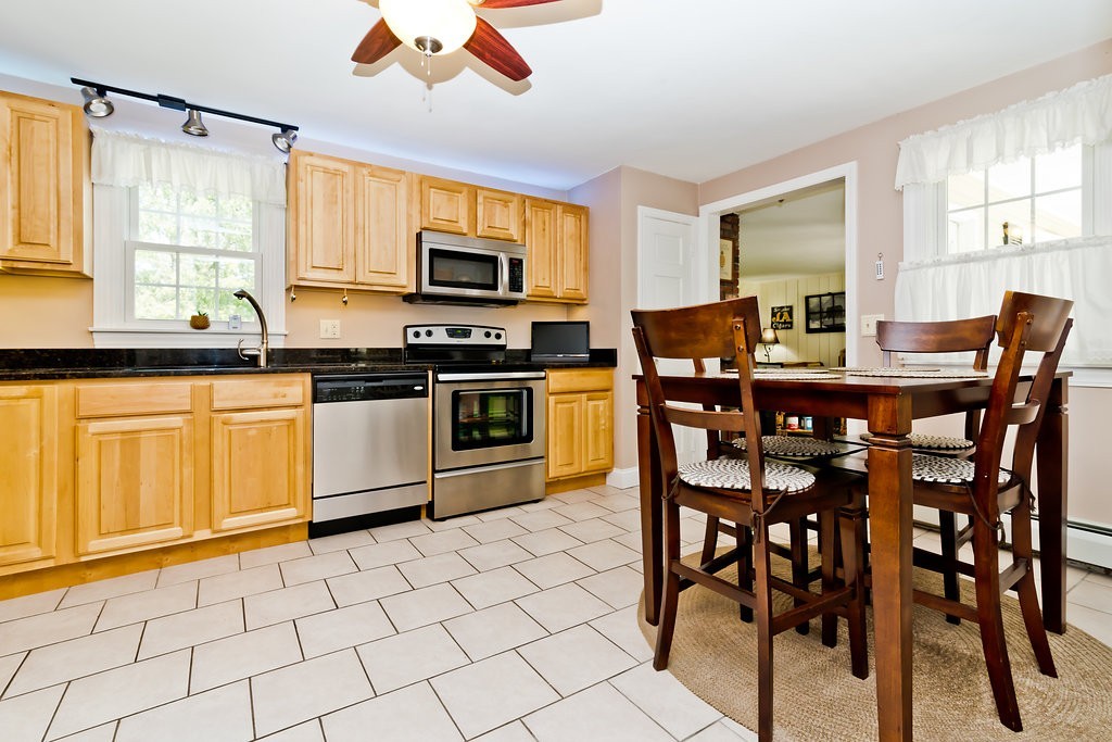 7 Pearl Brook Road Townsend, MA 01474 - Photo 4 of 30