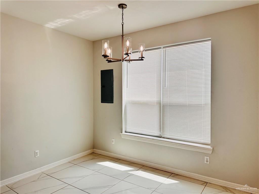 5506 North Crown Point Pharr, TX 78577 - Photo 7 of 20