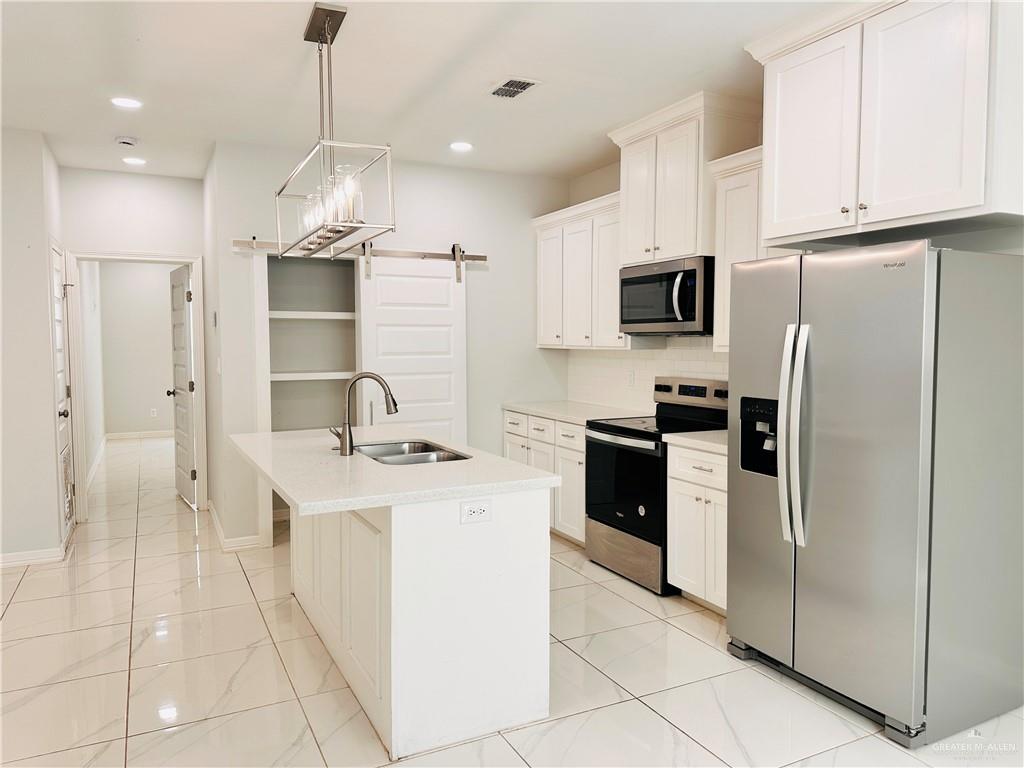 5506 North Crown Point Pharr, TX 78577 - Photo 8 of 20