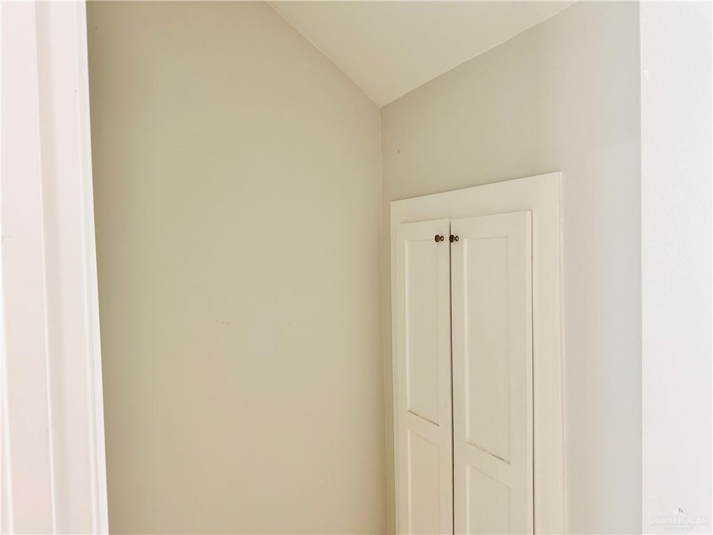 5506 North Crown Point Pharr, TX 78577 - Photo 10 of 20