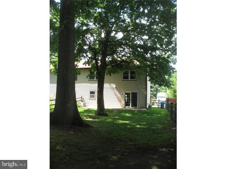 41 Lanford Road New Castle, DE 19720 - Photo 10 of 18 Exterior Back